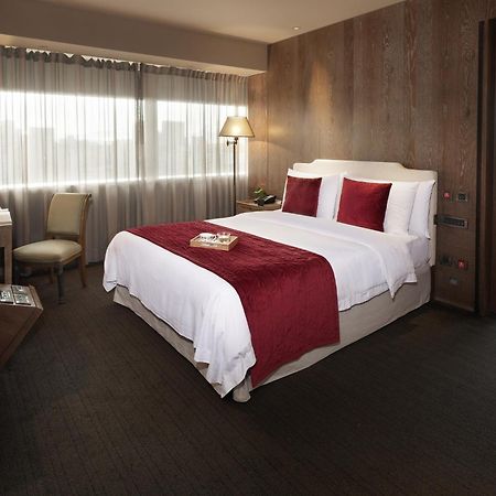Palais De Chine Hotel Taipei Exterior photo A bedroom at the hotel